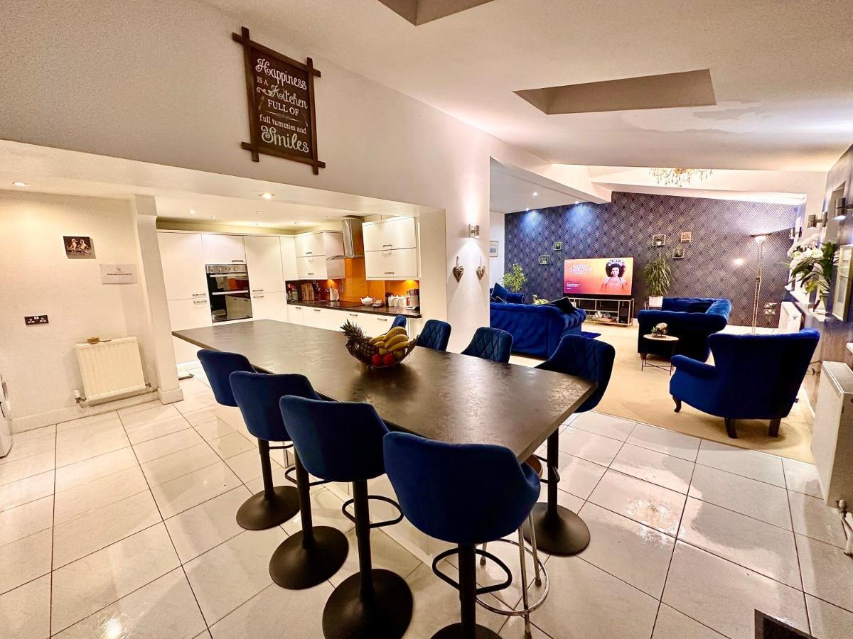 Penderi House Usk With Cymru Holidays Esterno foto